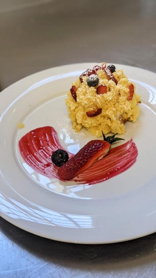 Agriturismo La Part 산 제노 디 몬타냐 외부 사진