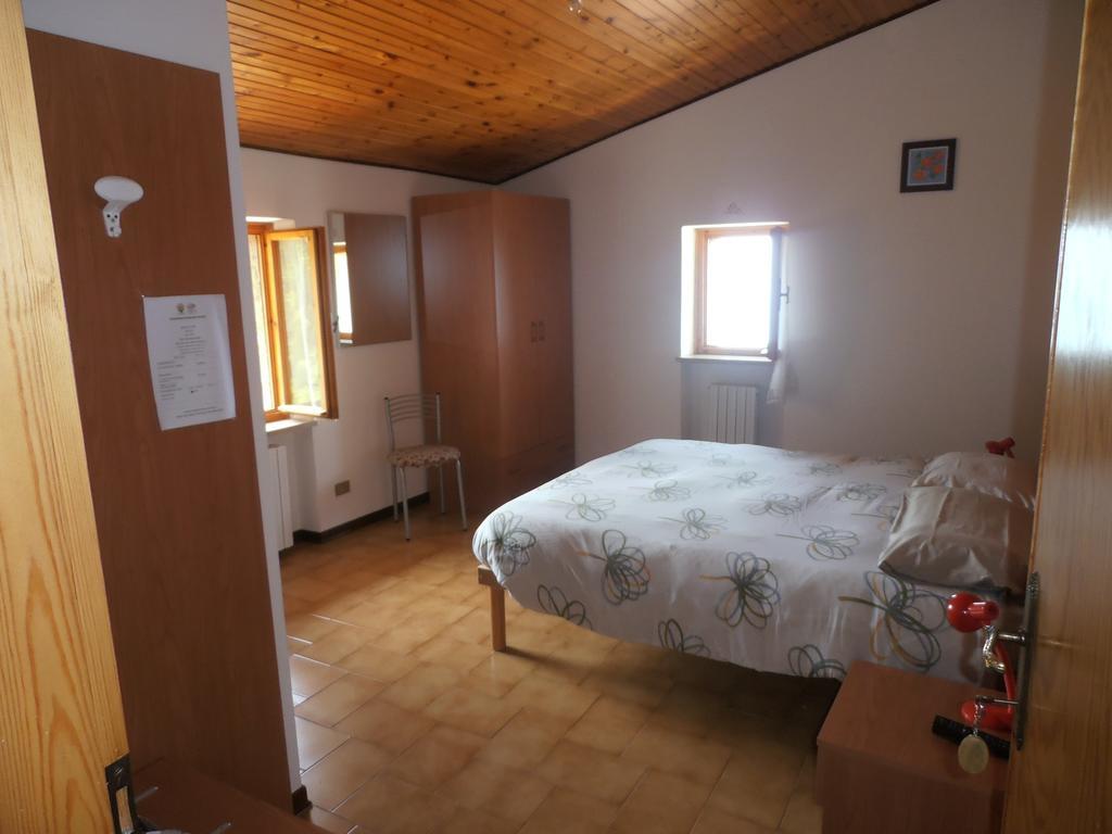 Agriturismo La Part 산 제노 디 몬타냐 객실 사진