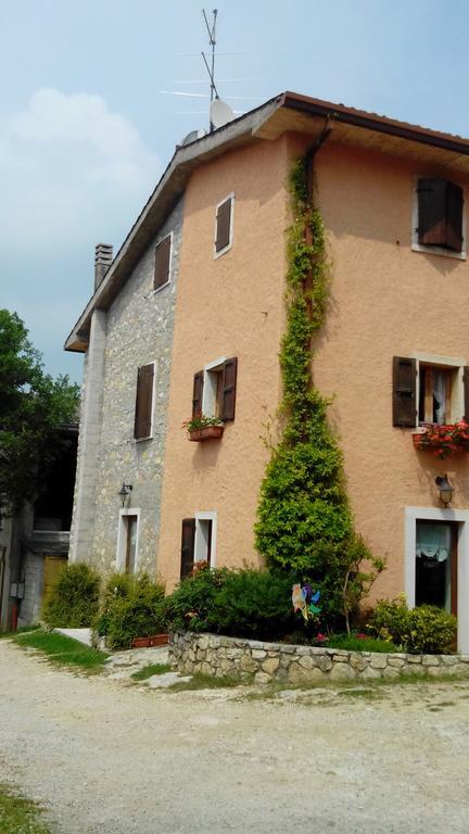 Agriturismo La Part 산 제노 디 몬타냐 외부 사진